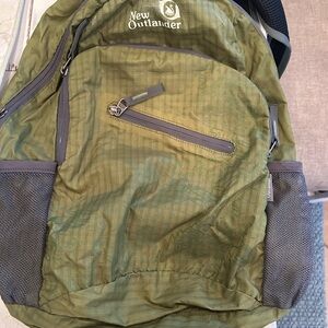 New Outlander Green Backpack